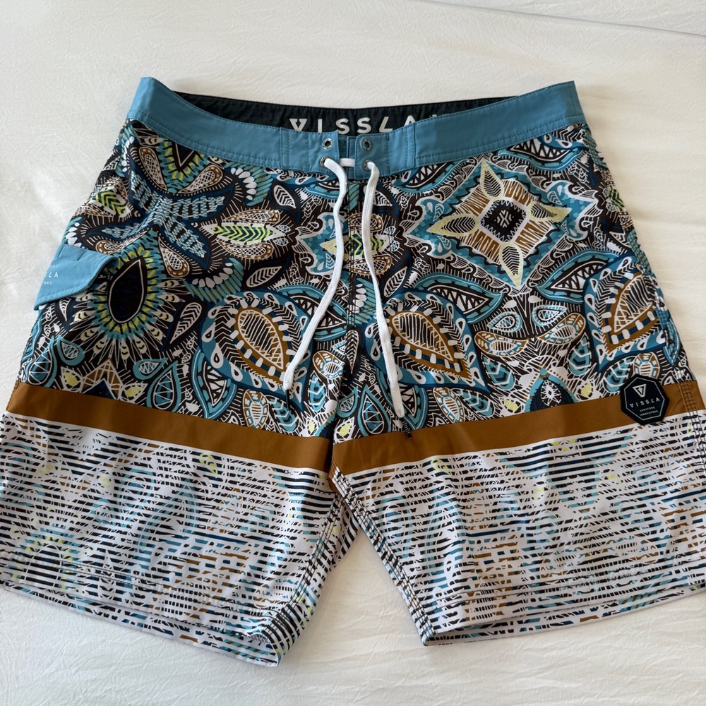 VISSLA Teal Paisley Print Men's Swim Shorts with Brown Stripe